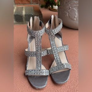 Antonio Melani Azzuolo Valera’s Silver Rhinestones T Shape Sandals,size 6M